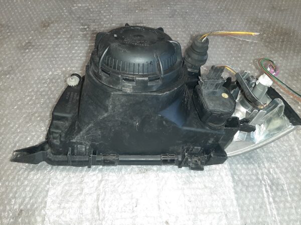 Scheinwerfer - Audi 80 B4 – Bild 2