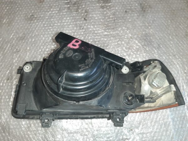 Scheinwerfer rechts - Audi 80 B3 – Bild 4