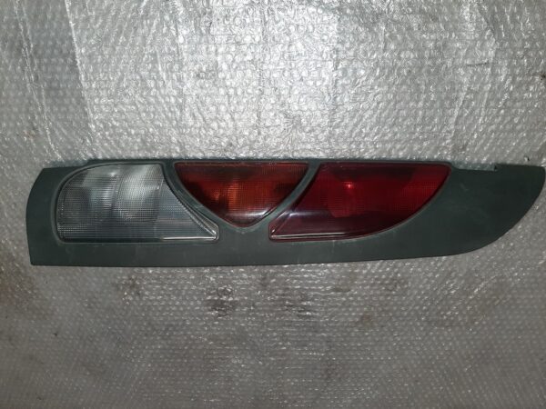 Rücklicht links- Renault Kangoo 1999