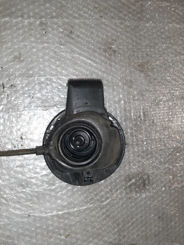 Tankdeckel + Klappe - 3B5 809 857 – Bild 2
