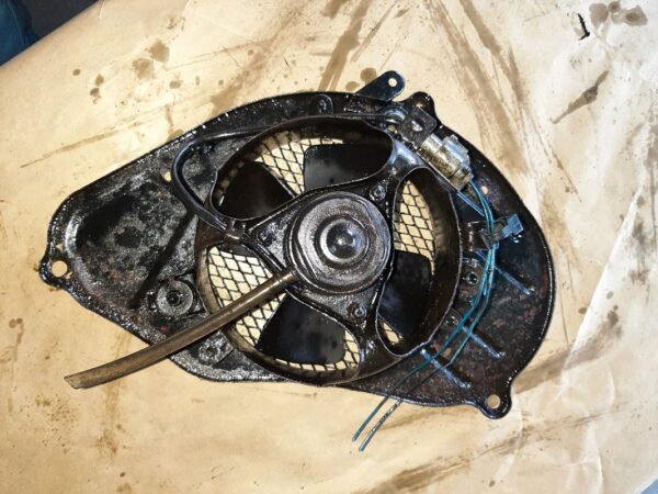 Lüftermotor Motorraum -SW20