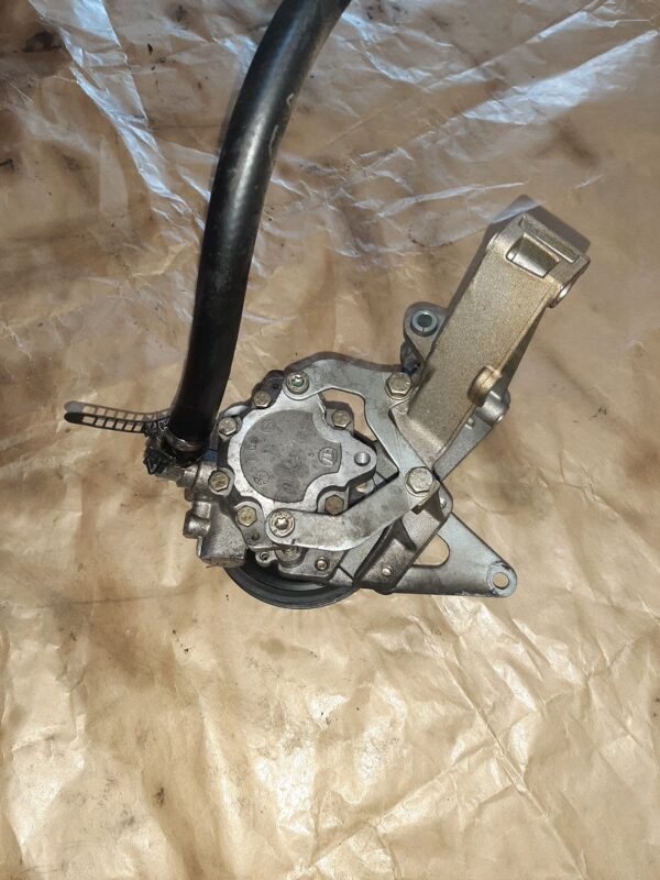 Servopumpe - BMW 5er E39 – Bild 2