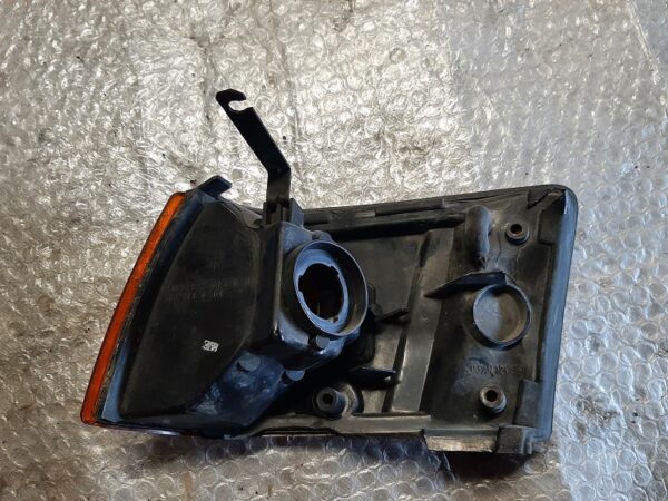 Blinker rechts - Nissan Sunny N13 – Bild 3