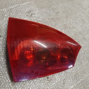 Rücklicht links - Peugeot 307 SW