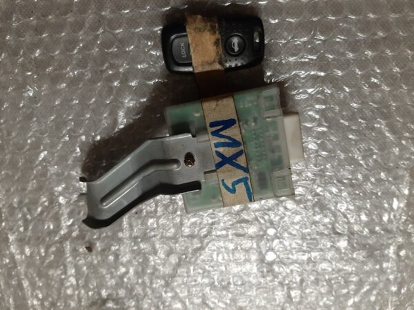 Funk ZV - Mazda MX5 – Bild 3