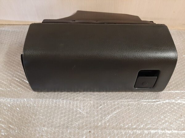Handschuhfach 357 857 103 - VW Passat 35i – Bild 2