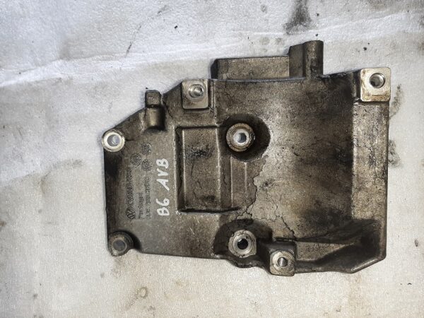 Motorhalter- Motorlager- Aggregatehalter - Audi A4 B6 – Bild 4