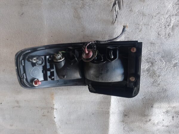 Heckleuchte links - Camry – Bild 3