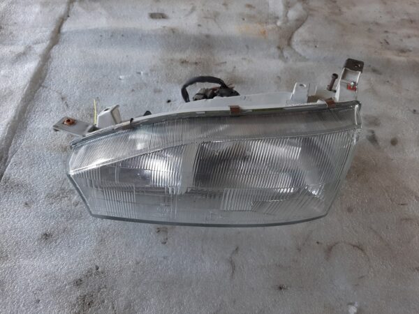Scheinwerfer links - Camry