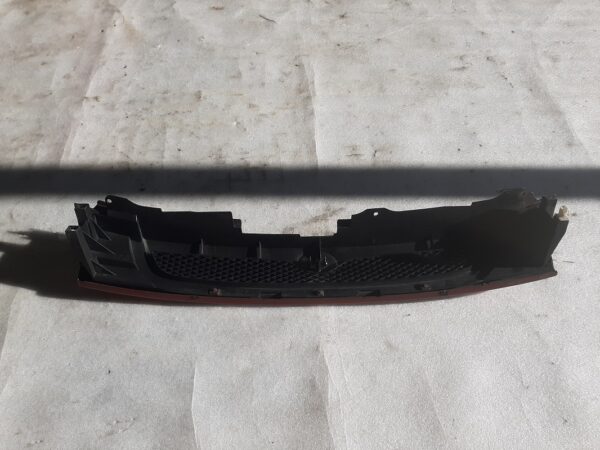 Kühlergrill - Mazda 323P – Bild 2