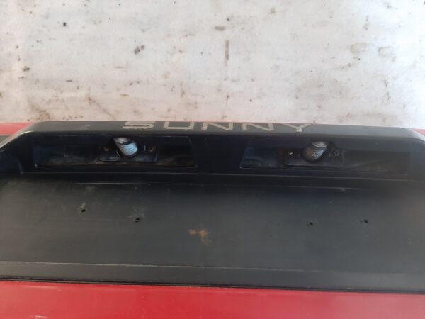Heckklappe/Heckdeckel - Nissan Sunny N13 Stufenheck – Bild 9