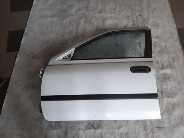 Tür links vorne - Nissan Sunny N14