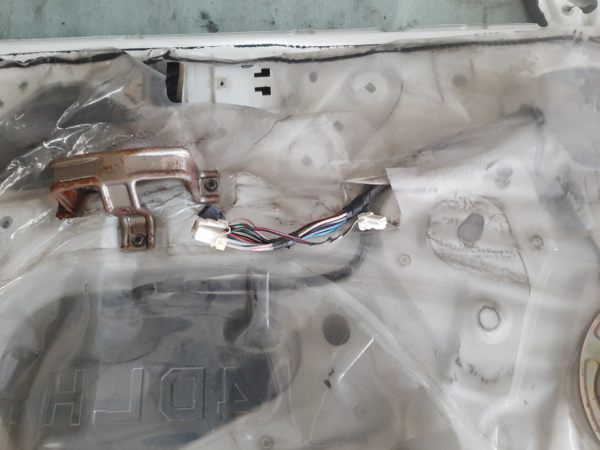 Tür links vorne - Nissan Sunny N14 – Bild 5