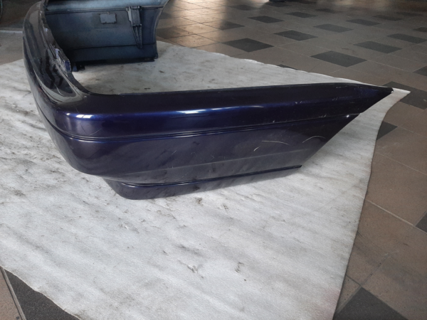 Stoßstange hinten - VW Vento 1992-1999 – Bild 3
