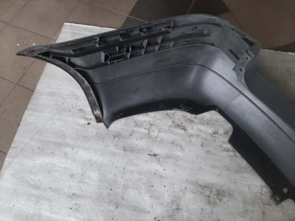 Stoßstange hinten - VW Passat 3B Kombi – Bild 5