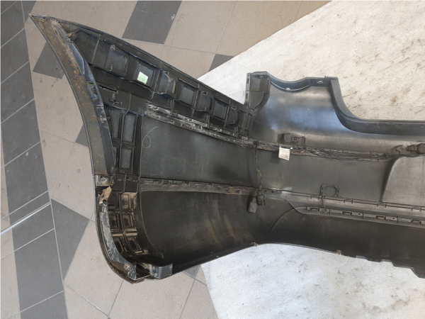 Stoßstange hinten - VW Passat 3C Limousine – Bild 8