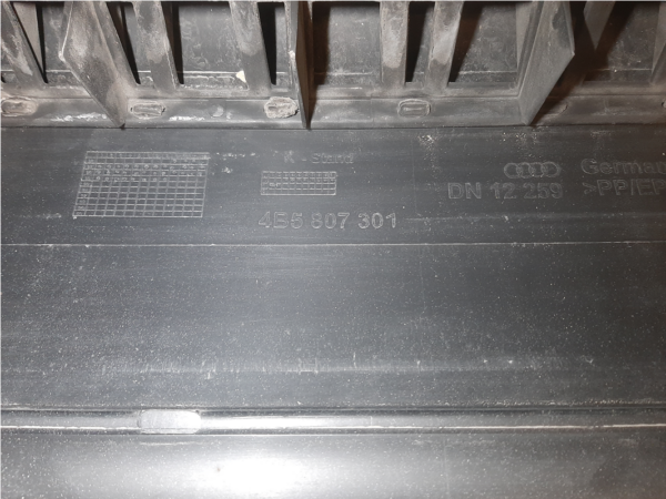 Heckstoßstange - Audi A6 4B C5 Limousine – Bild 7