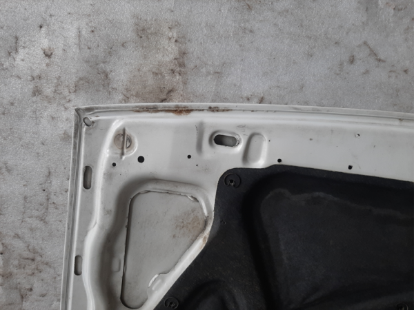Motorhaube - Mitsubishi Golant E10 1983-1988 – Bild 7