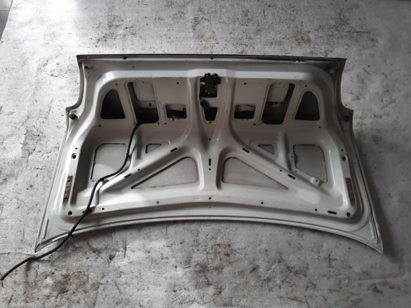Heckklappe/Kofferraumdeckel - Nissan Sunny N14 1990-1995 – Bild 4