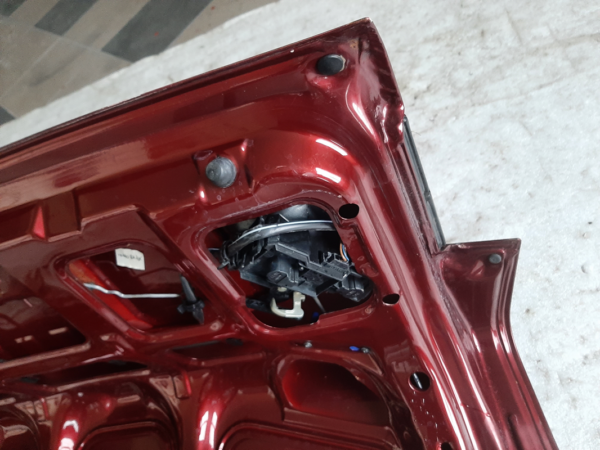 Heckklappe/Kofferraumdeckel - VW Vento 1H2 1992-1998 – Bild 9