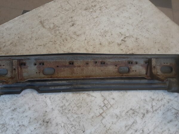Stoßstange hinten - Nissan Sunny N13 – Bild 6