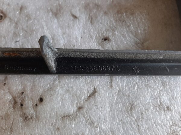 Radioschacht/Mittelkonsole - VW Passat 3B/3BG – Bild 3
