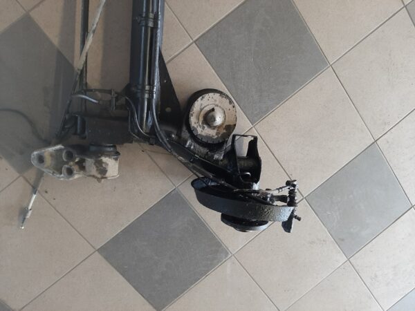 Hinterachse - VW Passat – Bild 6