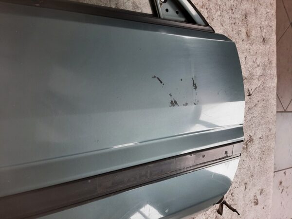 Tür rechts vorne - Nissan Sunny N13 – Bild 4