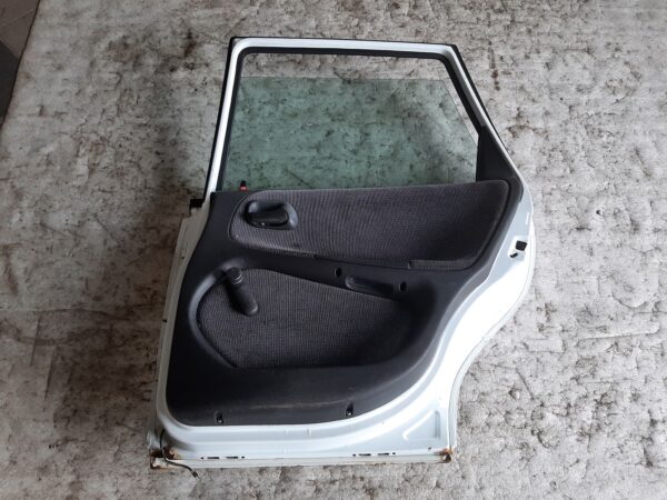 Tür rechts hinten - OPEL Astra F – Bild 6