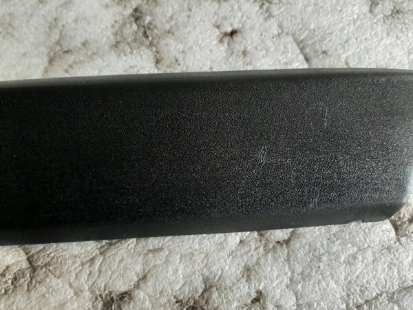 breite Türzierleiste links hinten - VW Golf II – Bild 2