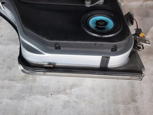 Tür links hinten - VW Golf IV Kombi – Bild 6