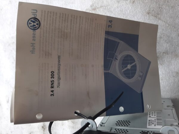 Radio mit Navigation - VW Golf V, Touran – Bild 2