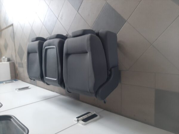 Sitze hinten - VW Touran 1T 5-Sitzer – Bild 6