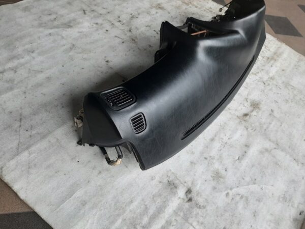 Armaturenbrett - Toyota Celica T20 – Bild 3