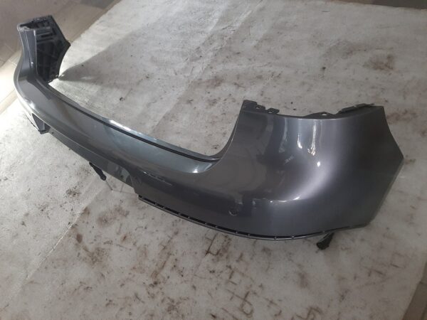 Stoßstange hinten mit PDC - VW Golf V 5-Türer – Bild 3