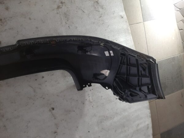 Stoßstange hinten mit PDC - VW Golf V 5-Türer – Bild 4