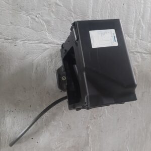 Batteriehalter mit Abdeckung - Skoda Fabia 6Y