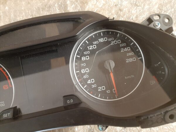 Tachoeinheit/Kombiinstrument - Audi A4 B8 – Bild 2