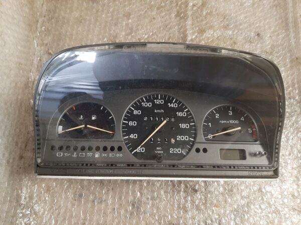 Tachoeinheit/Kombiinstrument - Seat Toledo 1L TDi