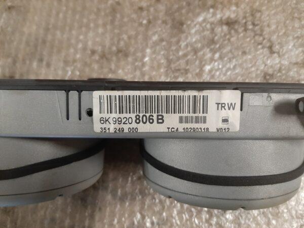 Tachoeinheit/Kombiinstrument - VW Polo Classic – Bild 3