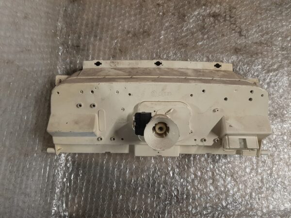 Tachoeinheit/Kombiinstrument - VW Passat 35i – Bild 2