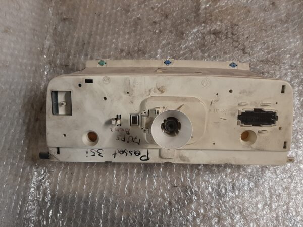 Tachoeinheit/Kombiinstrument - VW Passat 35i – Bild 2