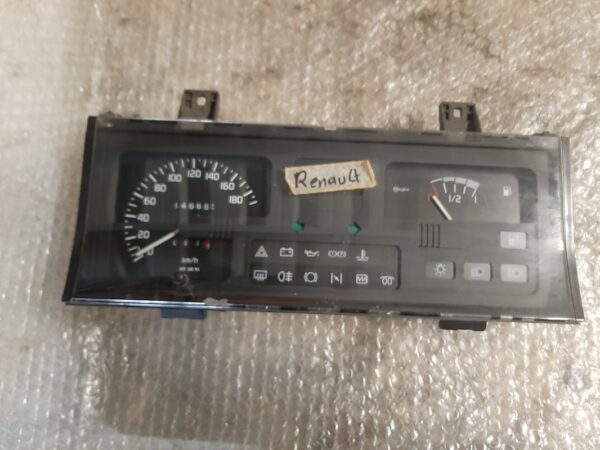 Tachoeinheit/Kombiinstrument - Renault Clio 1