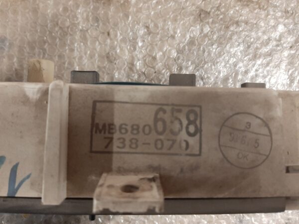 Tachoeinheit/Kombiinstrument - Mitsubishi Lancer – Bild 3