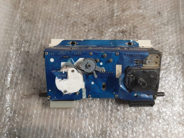 Tachoeinheit/Kombiinstrument - VW Golf II, Jetta II – Bild 3