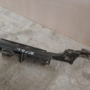 Stoßstangehalter/Führung re. hi. - Peugeot 307