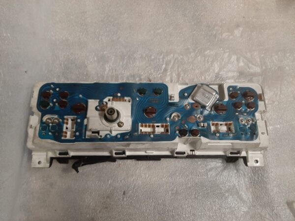 Tachoeinheit/Kombiinstrument - Nissan Sunny N13 Diesel – Bild 3