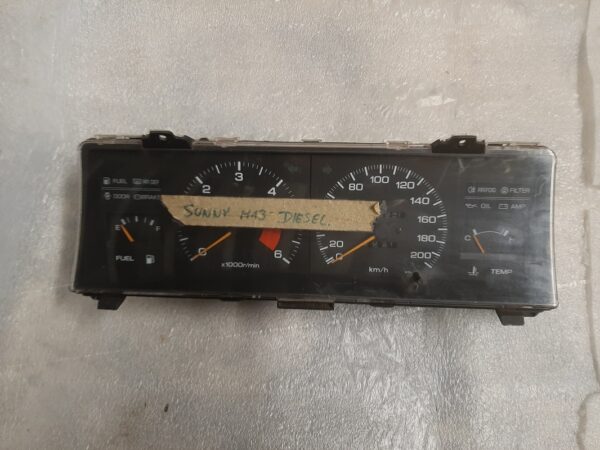 Tachoeinheit/Kombiinstrument - Nissan Sunny N13 Diesel