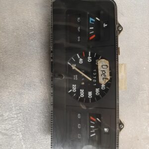 Tachoeinheit/Kombiinstrument - Opel Kadett E