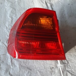 Rücklicht li. außen - BMW 3er E90